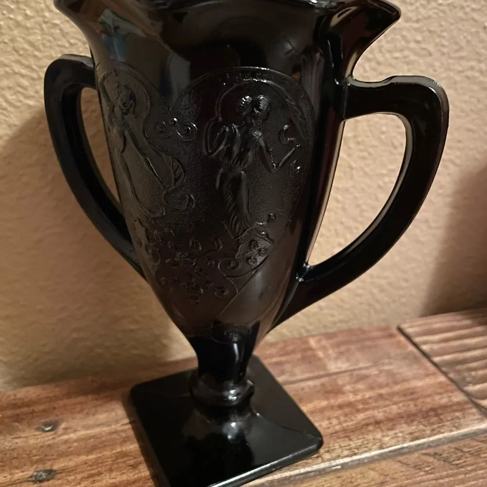 LE Smith 1930’s Dancing Nymph’s Amethyst Vase